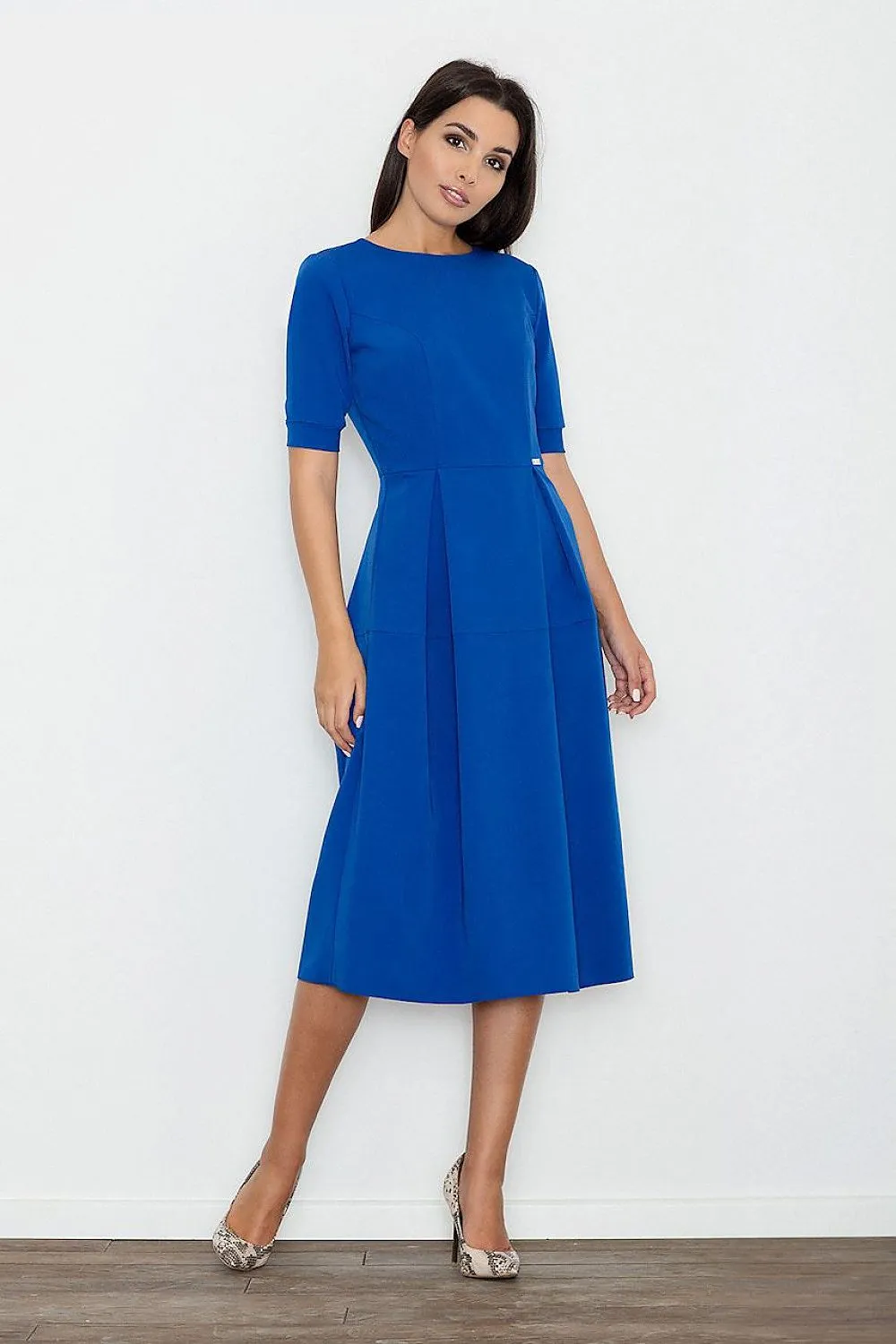 Chic Comfort: The Figl Daydress Reimagined