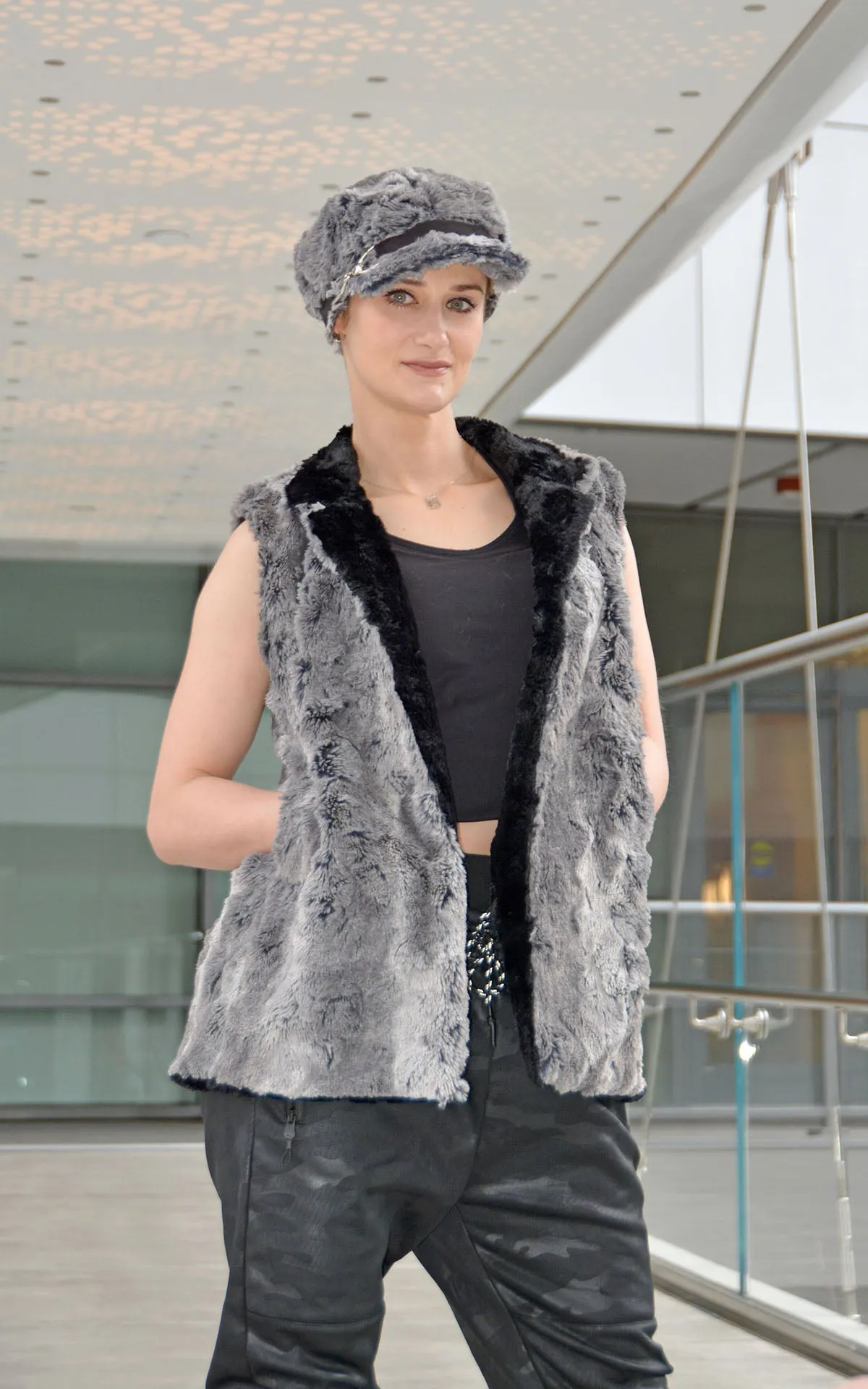 Mandarin Vest Short, Reversible less pockets - Luxury Faux Fur in Seattle Sky with Cuddly Fur in Black