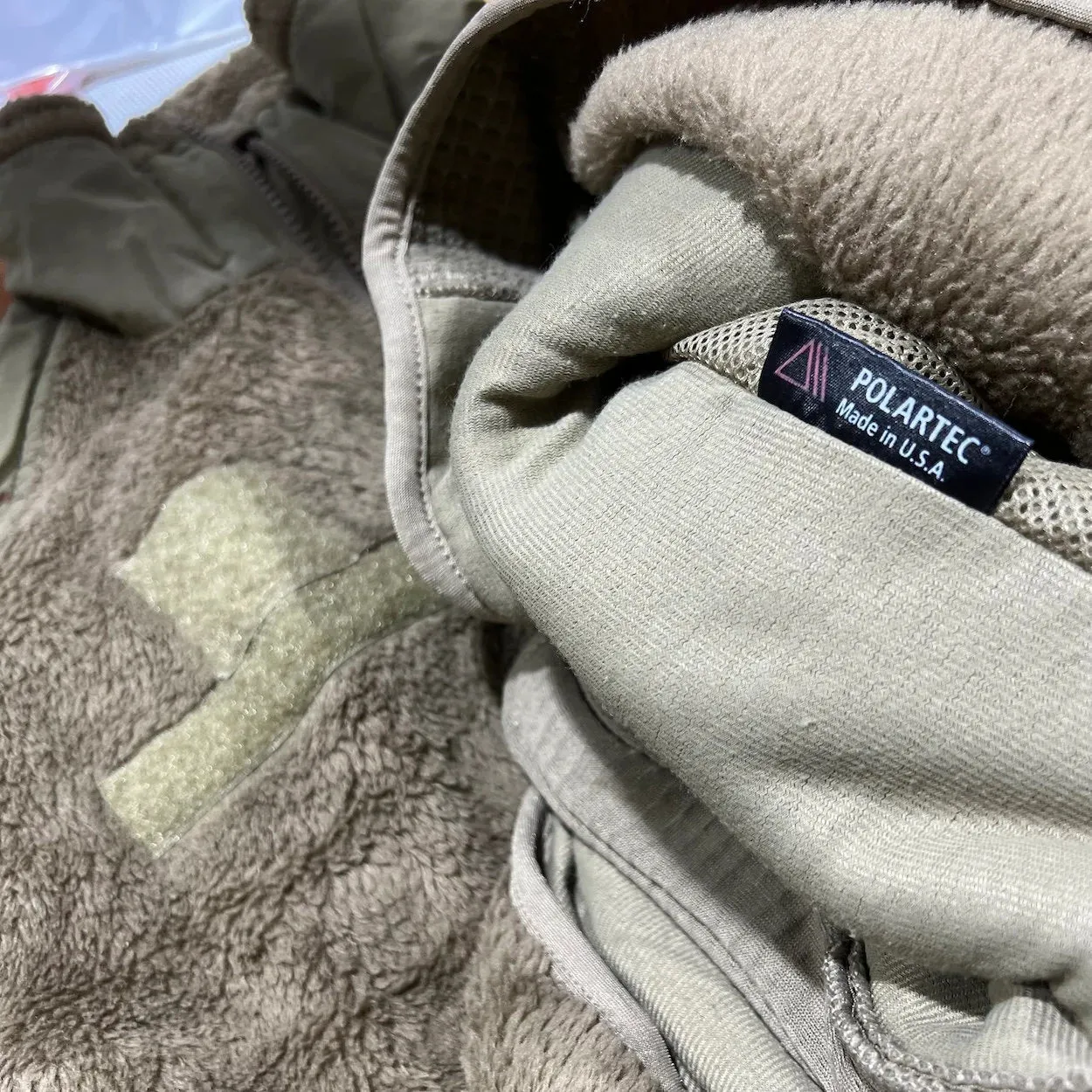 Vintage Army Fleece GI Gen lll in Coyote Tan By PolarTec